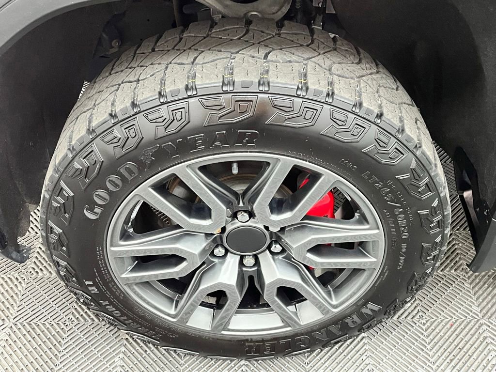 Used 2021 GMC Sierra 1500 AT4 w/ AT4 Premium Package AWD/4WD image 14