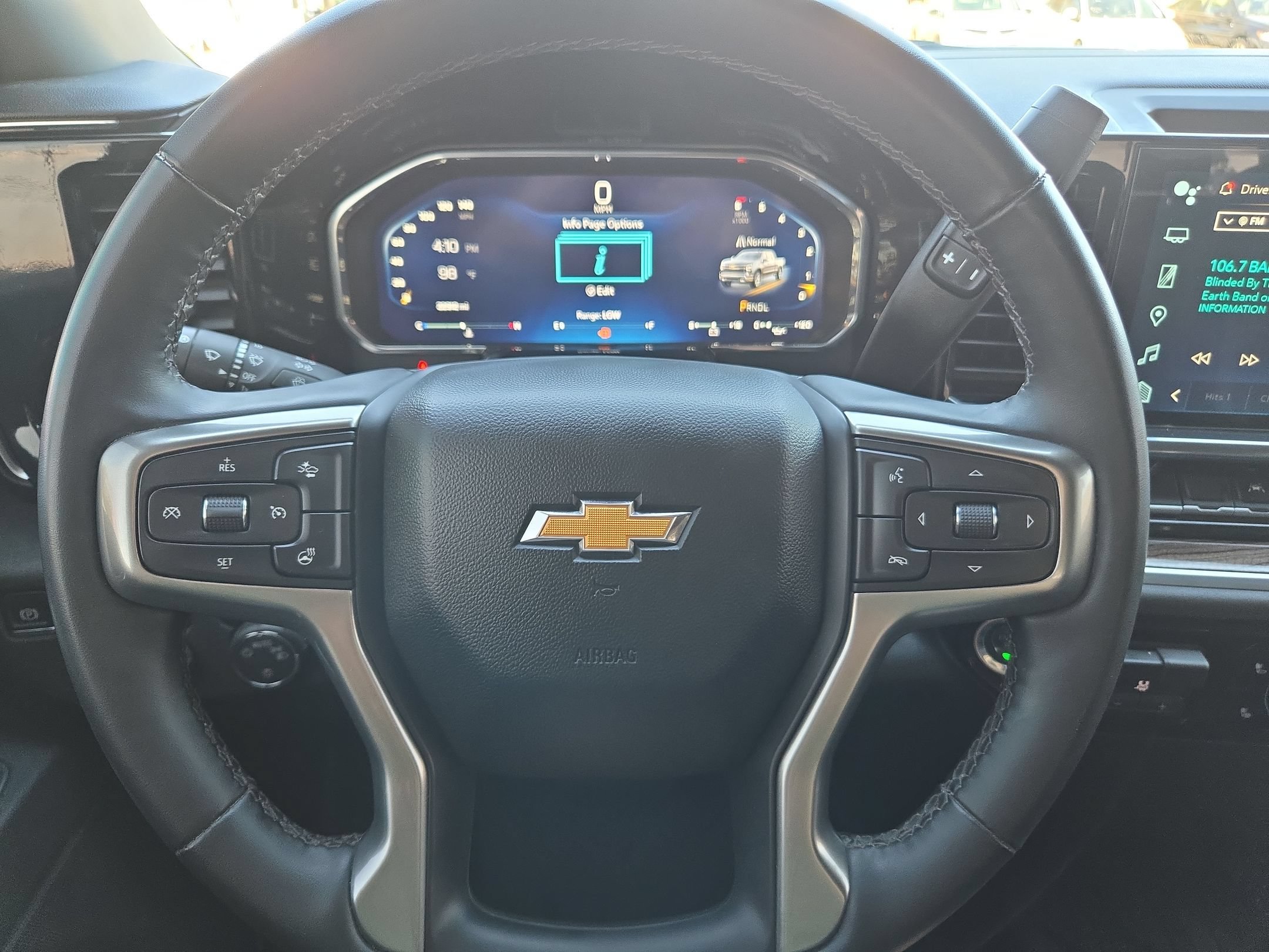 Certified 2026 Chevrolet Silverado 1500 LT RWD image 18
