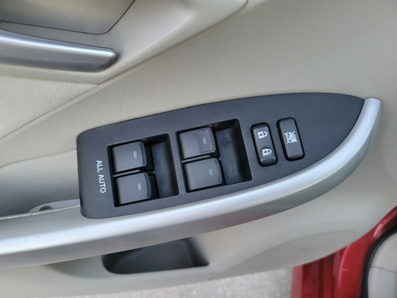 Used 2015 Toyota Prius Two image 15