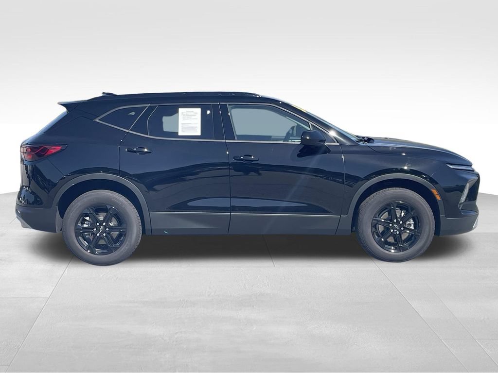New 2026 Chevrolet Blazer LT w/ Convenience Package FWD video 2