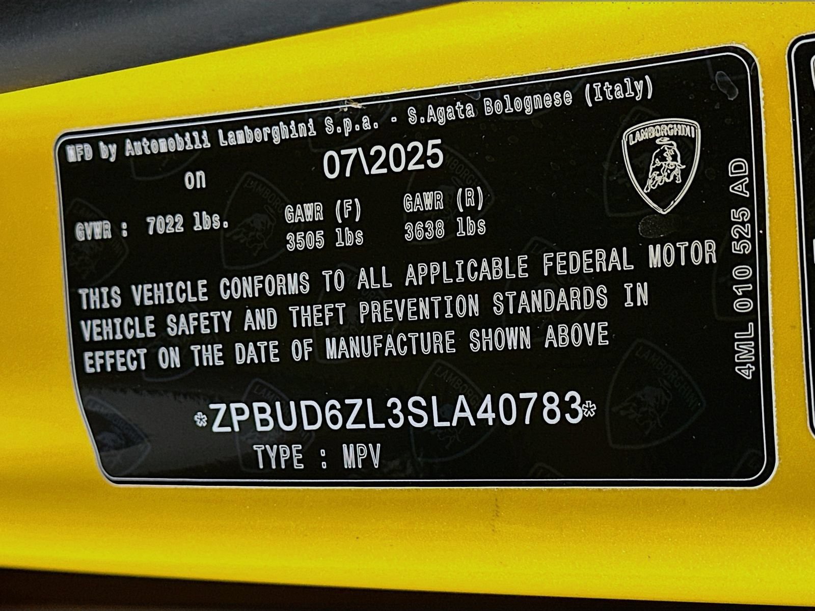 Used 2025 Lamborghini Urus SE AWD/4WD image 46