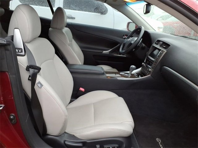 Used 2012 Lexus IS 250C image 6