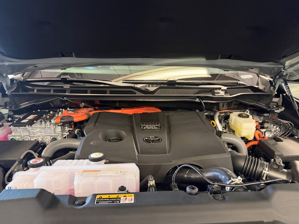 New 2026 Toyota Sequoia Platinum AWD/4WD image 16