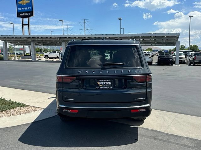 Used 2023 Jeep Wagoneer L Series III w/ Premium Group I AWD/4WD image 5