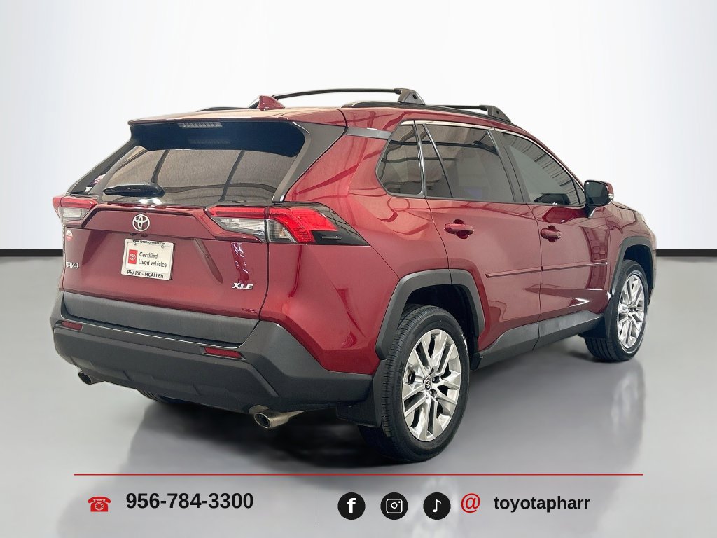 Used 2024 Toyota RAV4 XLE Premium FWD image 4