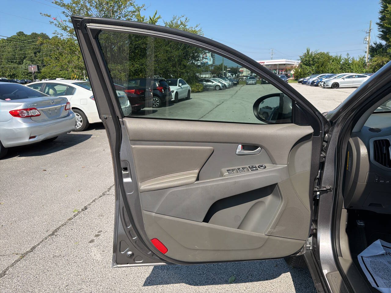 Used 2015 Kia Sportage LX FWD image 11