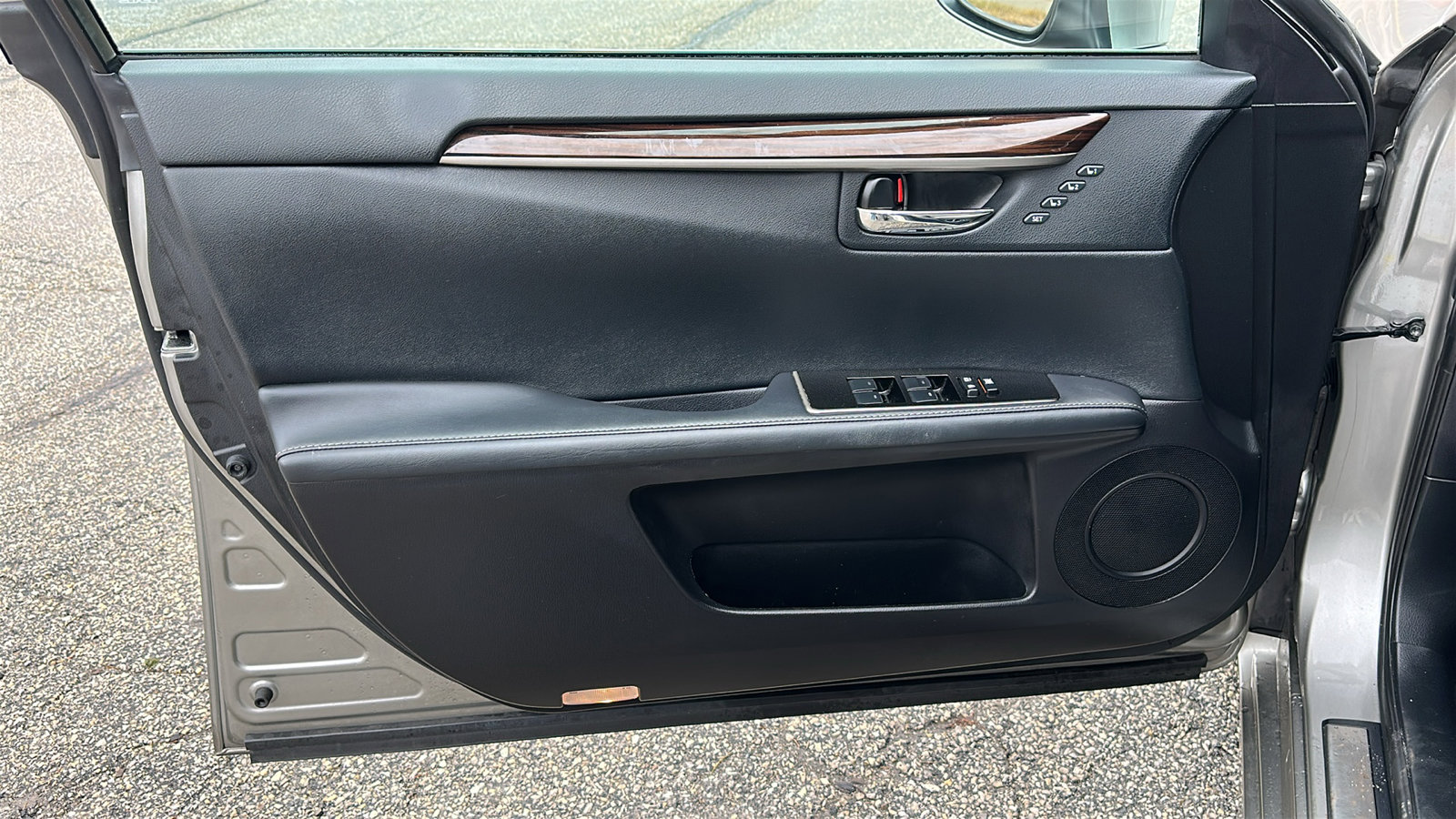 Used 2016 Lexus ES 350 image 14