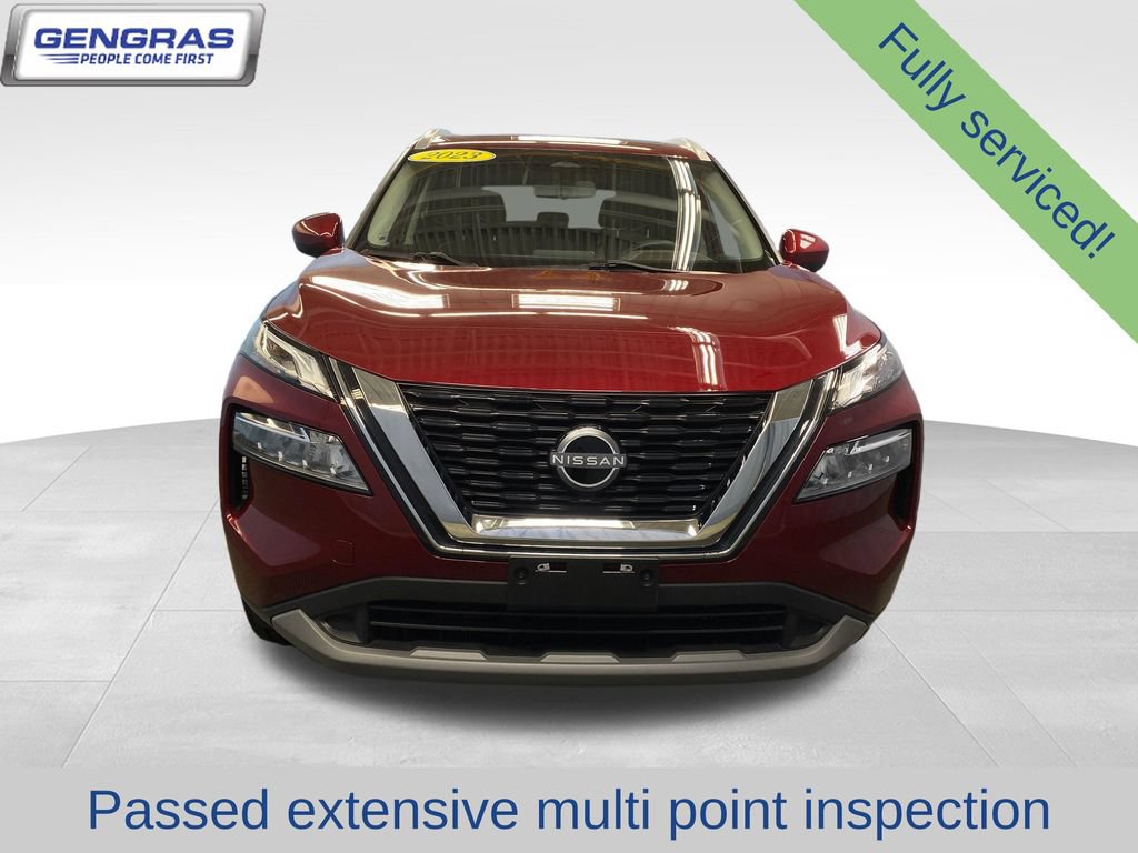 Used 2023 Nissan Rogue SV w/ SV Premium B Package AWD/4WD image 3
