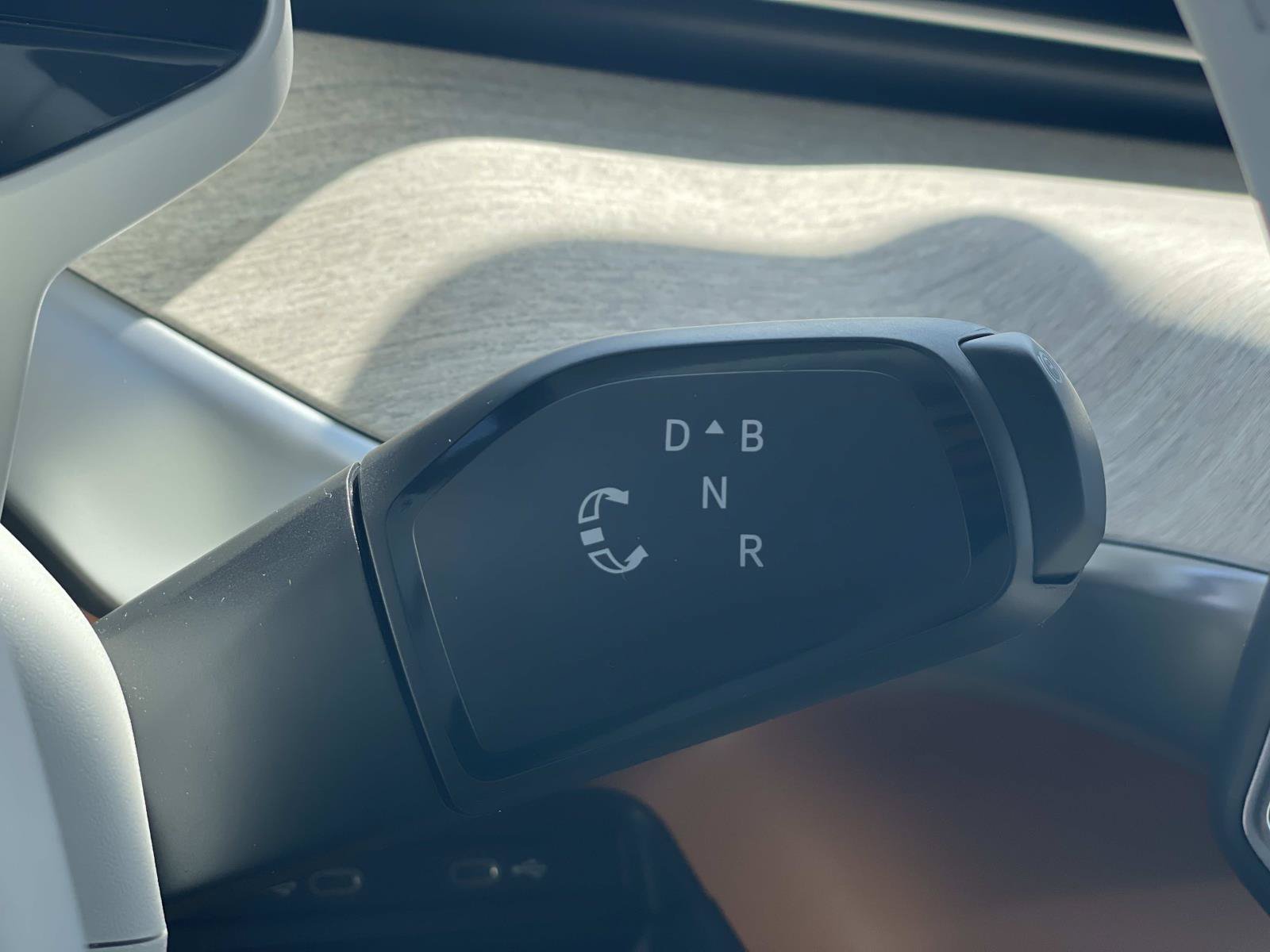 Certified 2025 Volkswagen ID. Buzz 1st Edition RWD image 18