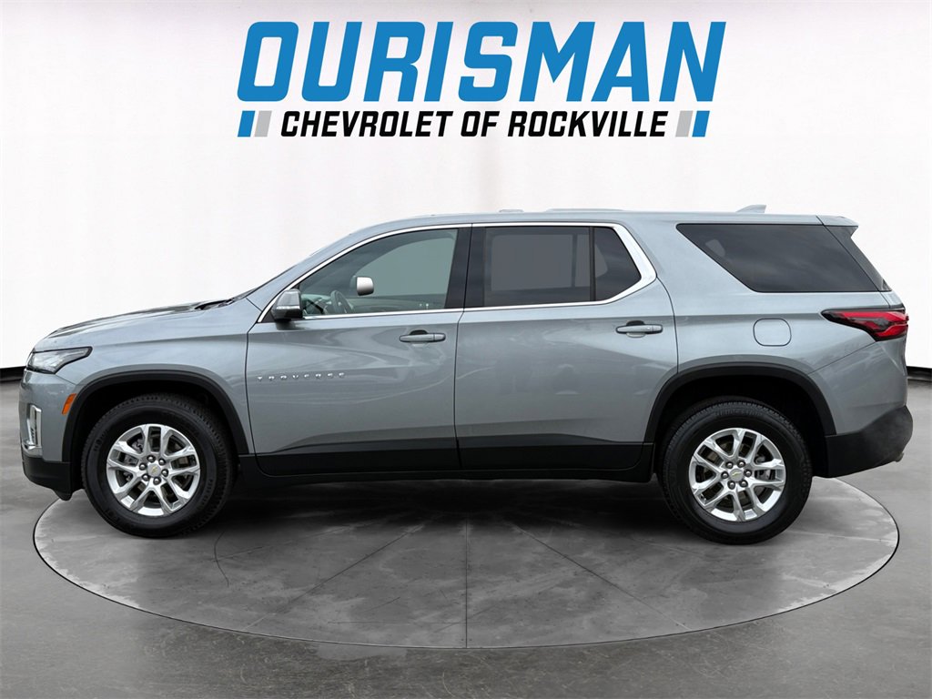 Used 2023 Chevrolet Traverse LS w/ Safety Package image 3