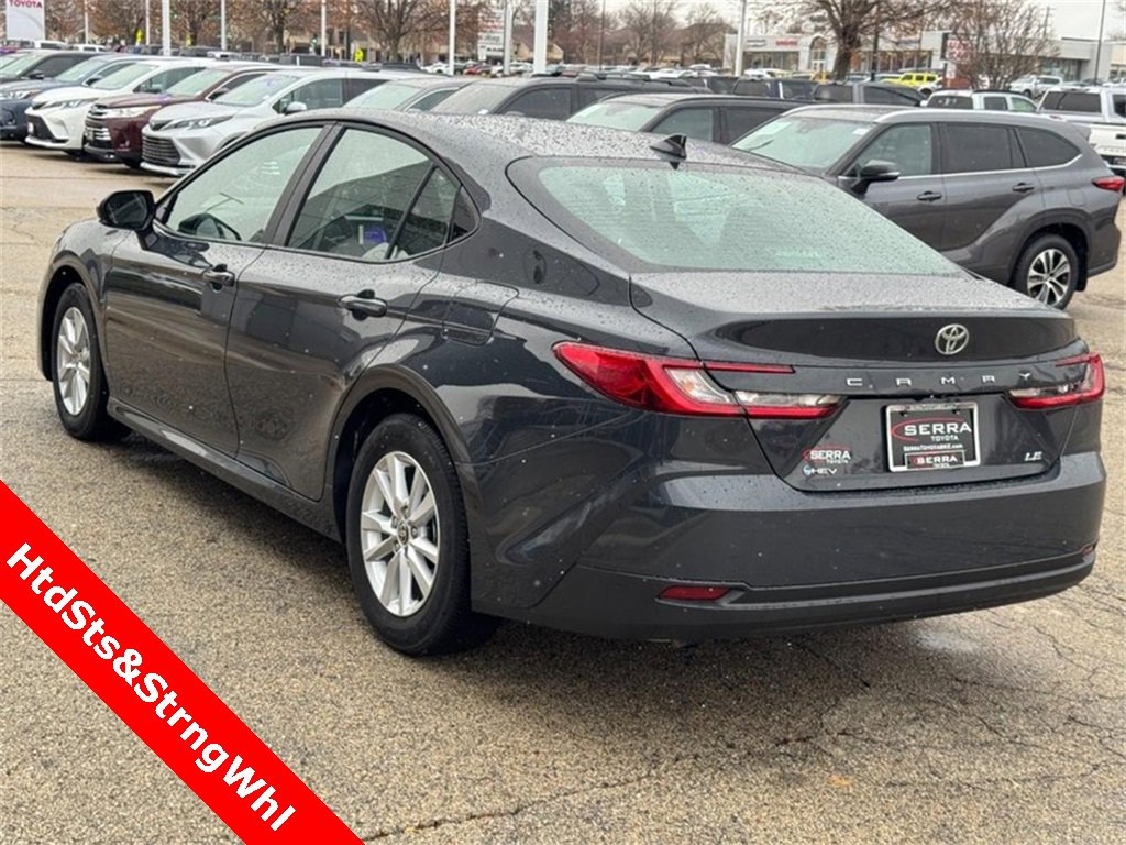 Used 2025 Toyota Camry LE image 5