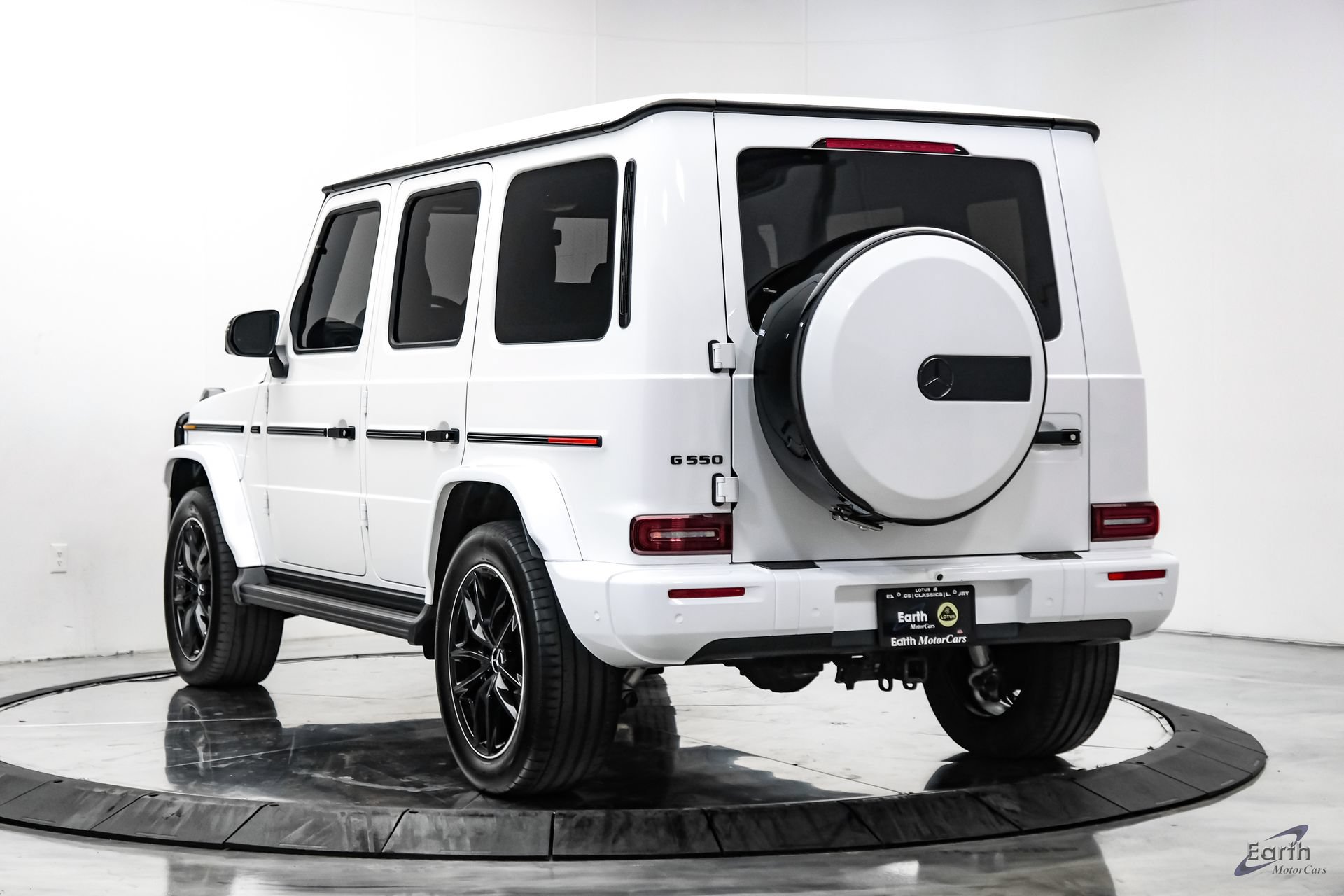 Used 2025 Mercedes-Benz G 550 w/ Exclusive Interior Package image 11