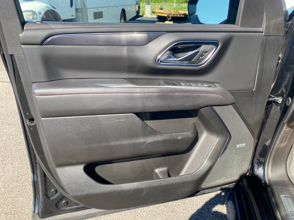 Certified 2023 Chevrolet Tahoe RST w/ Luxury Package AWD/4WD image 9