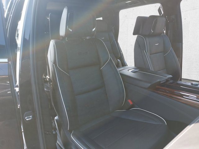 Certified 2023 Cadillac Escalade Premium Luxury w/ LPO, Floor Liner Package image 10