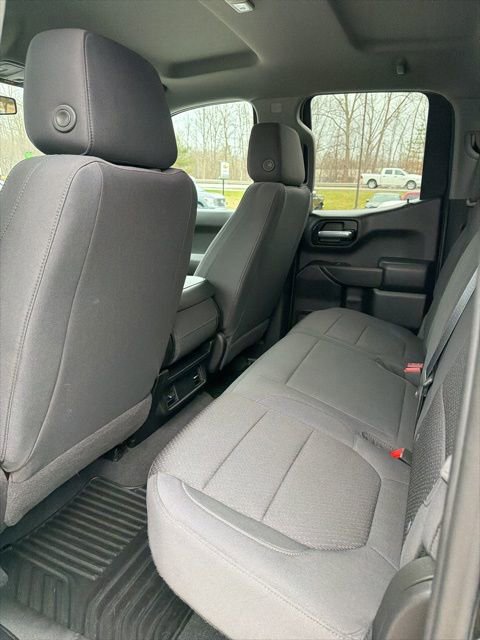 Used 2020 Chevrolet Silverado 1500 Custom Trail Boss w/ Custom Convenience Package image 15