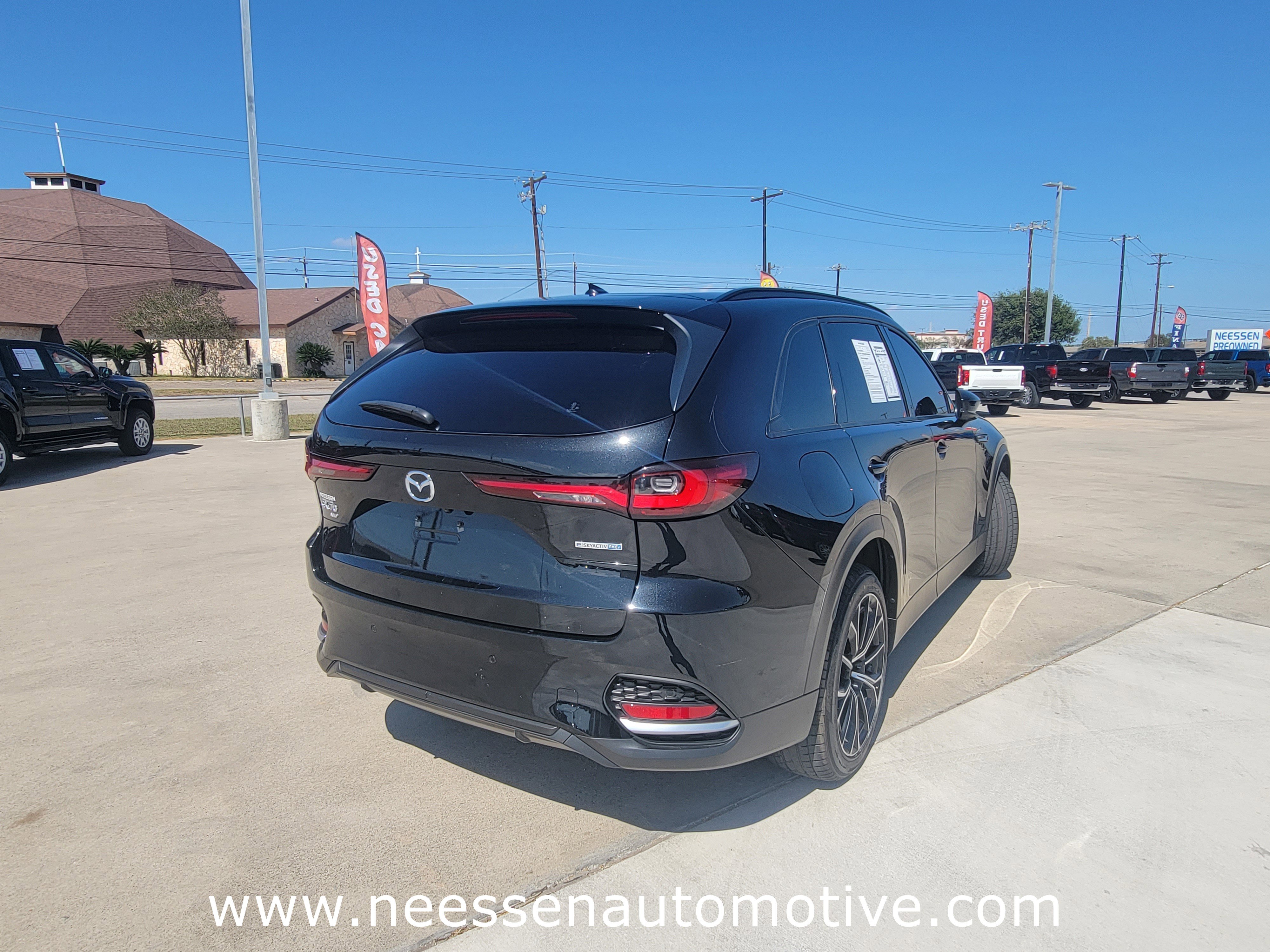 Used 2025 MAZDA CX-70 Plug-In Hybrid w/ Premium Pkg AWD/4WD image 7