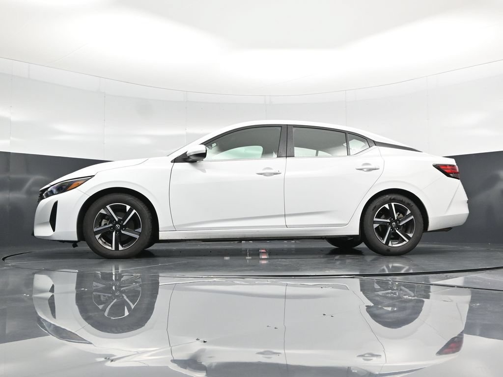 Used 2024 Nissan Sentra SV FWD image 54