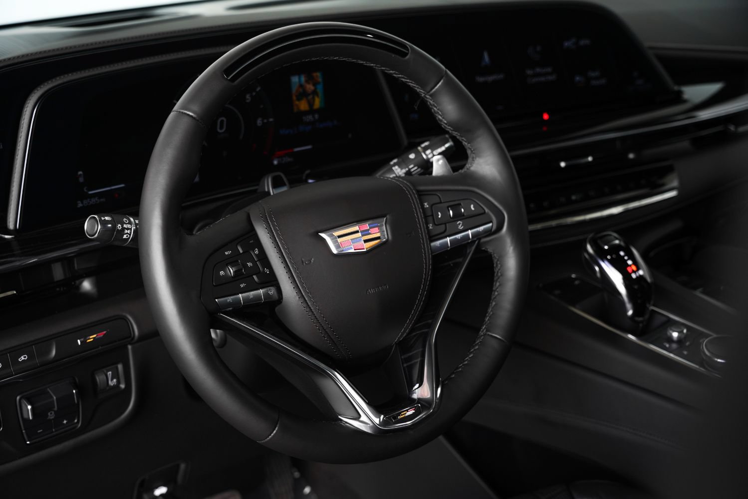 Used 2023 Cadillac Escalade V AWD/4WD image 49