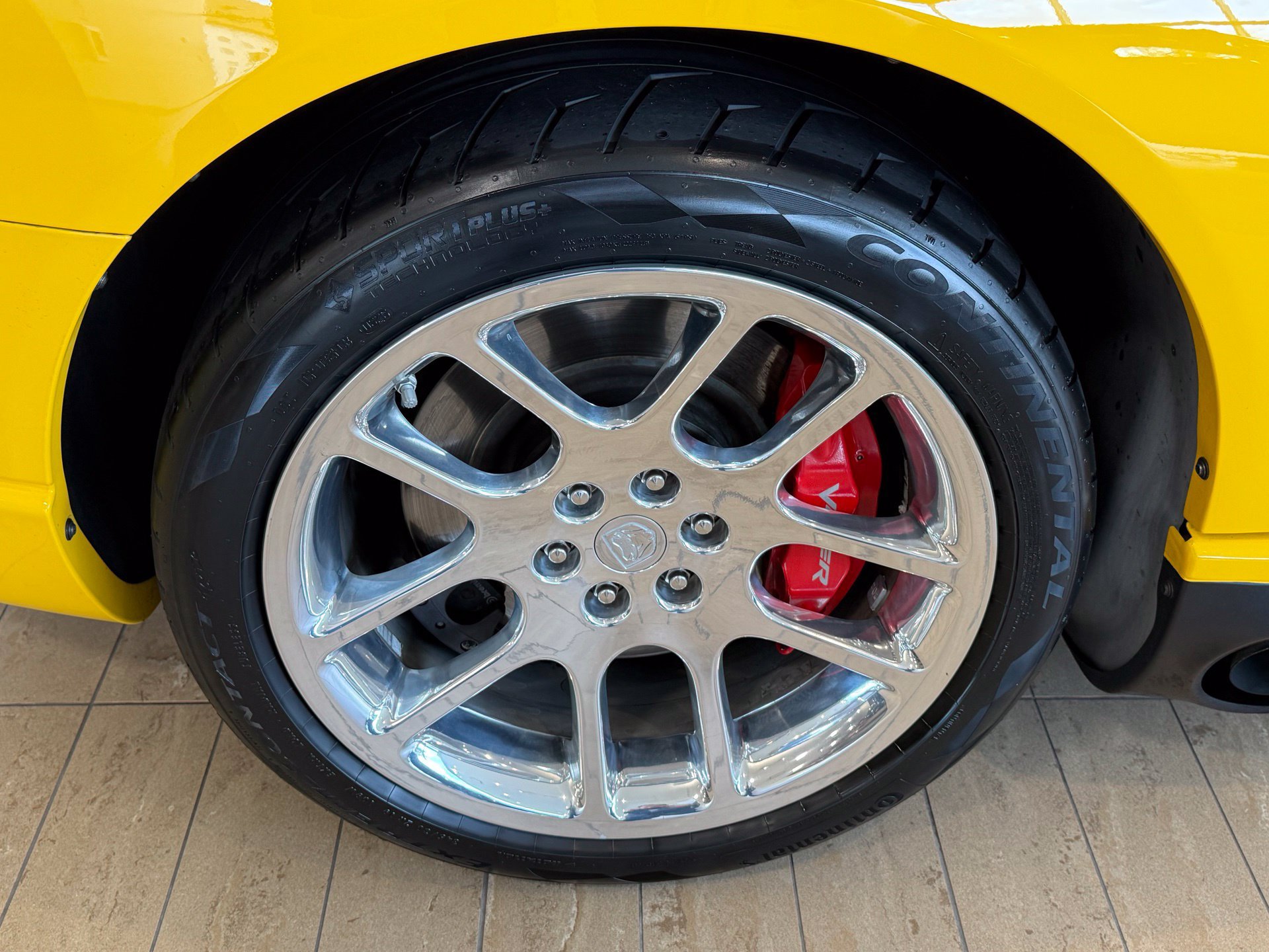 Used 2005 Dodge Viper SRT-10 RWD image 39