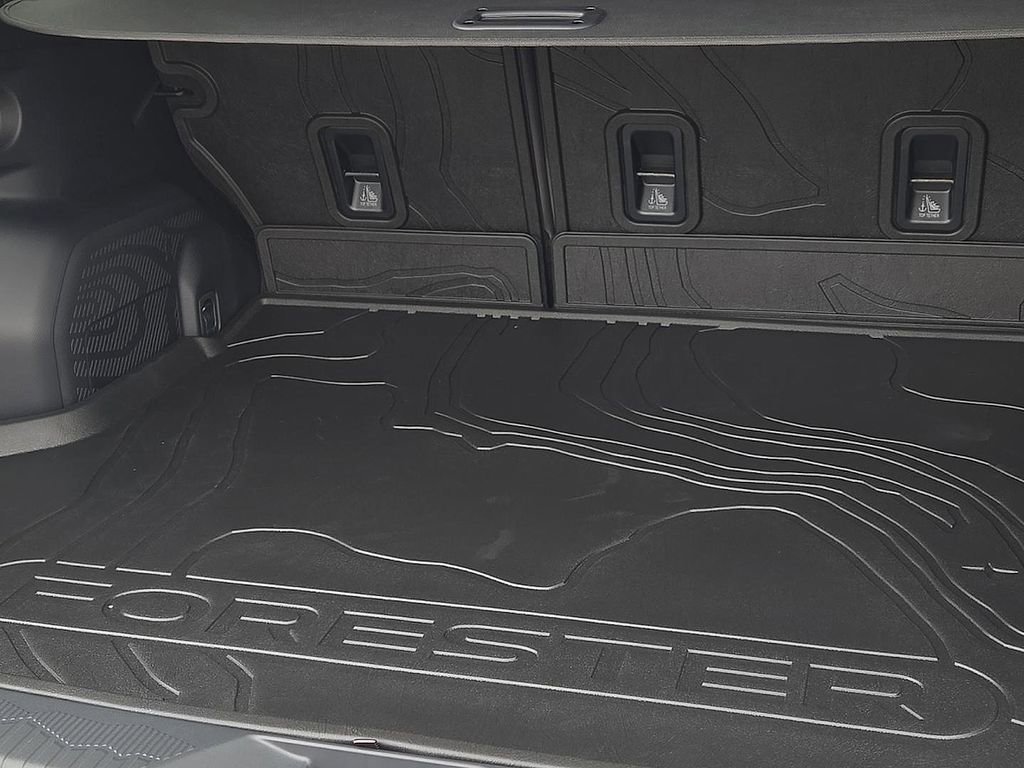 Used 2026 Subaru Forester Premium image 9