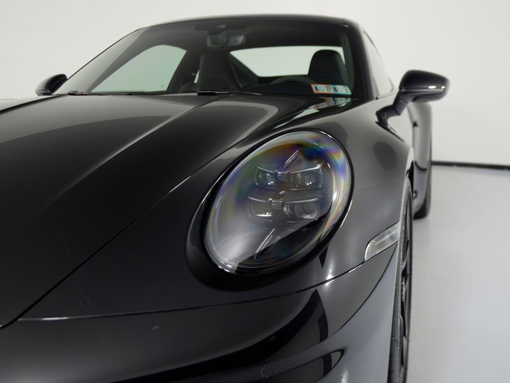 Certified 2025 Porsche 911 Carrera 4 GTS AWD/4WD image 43