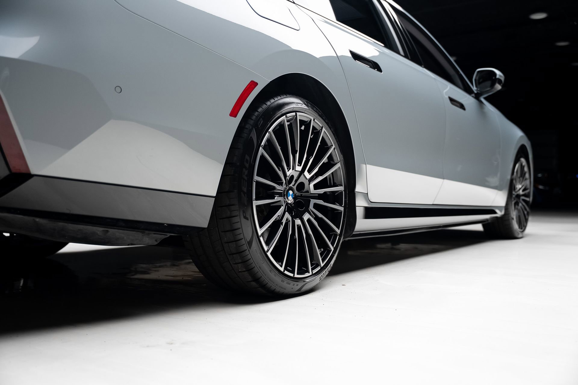 Used 2024 BMW i7 eDrive50 w/ M Sport Package image 77
