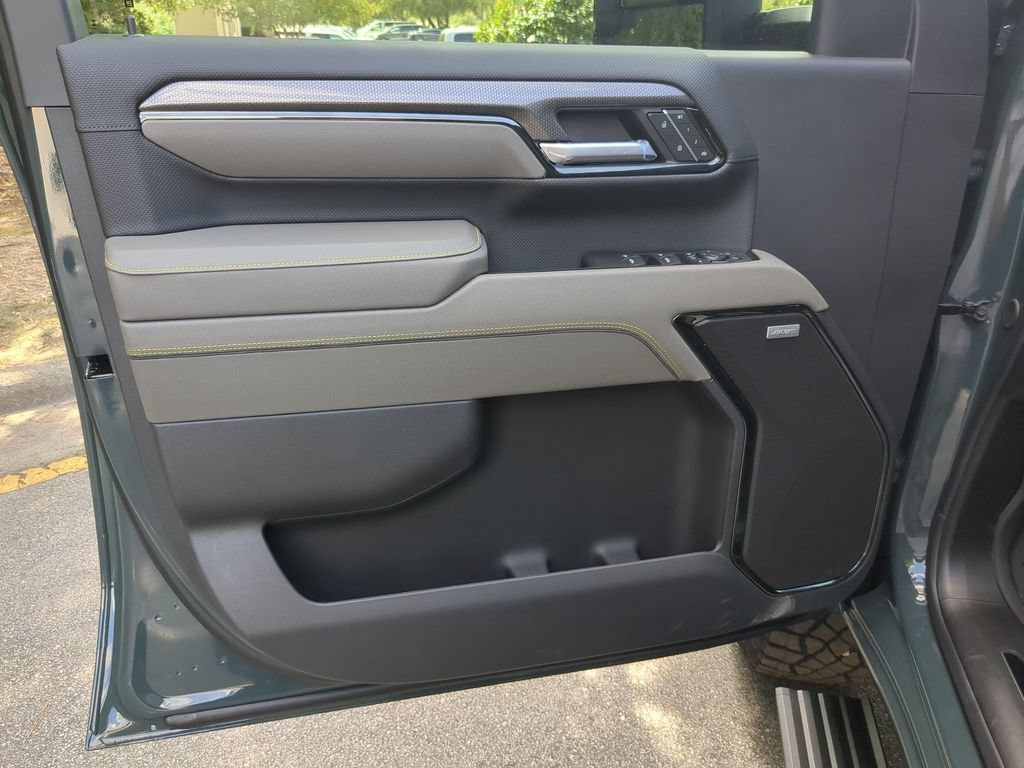 New 2026 Chevrolet Silverado 2500 ZR2 AWD/4WD image 12