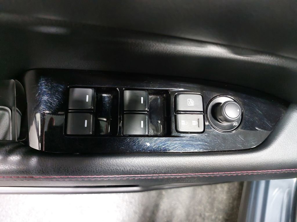 Used 2023 MAZDA CX-5 Carbon Edition image 29