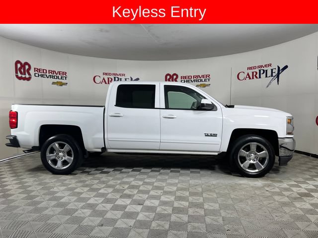 Used 2018 Chevrolet Silverado 1500 LT w/ Texas Edition RWD image 9