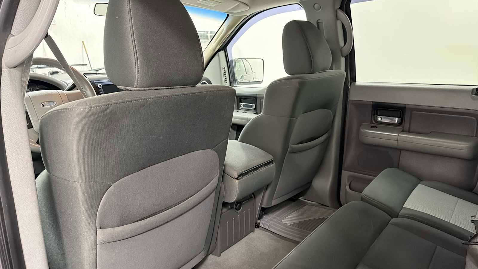 Used 2007 Ford F150 XLT image 24