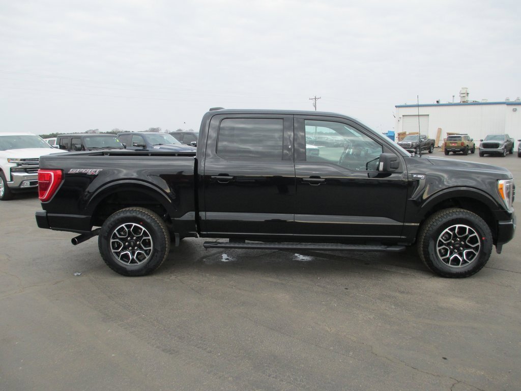 Used 2022 Ford F150 XLT w/ Equipment Group 302A High image 4