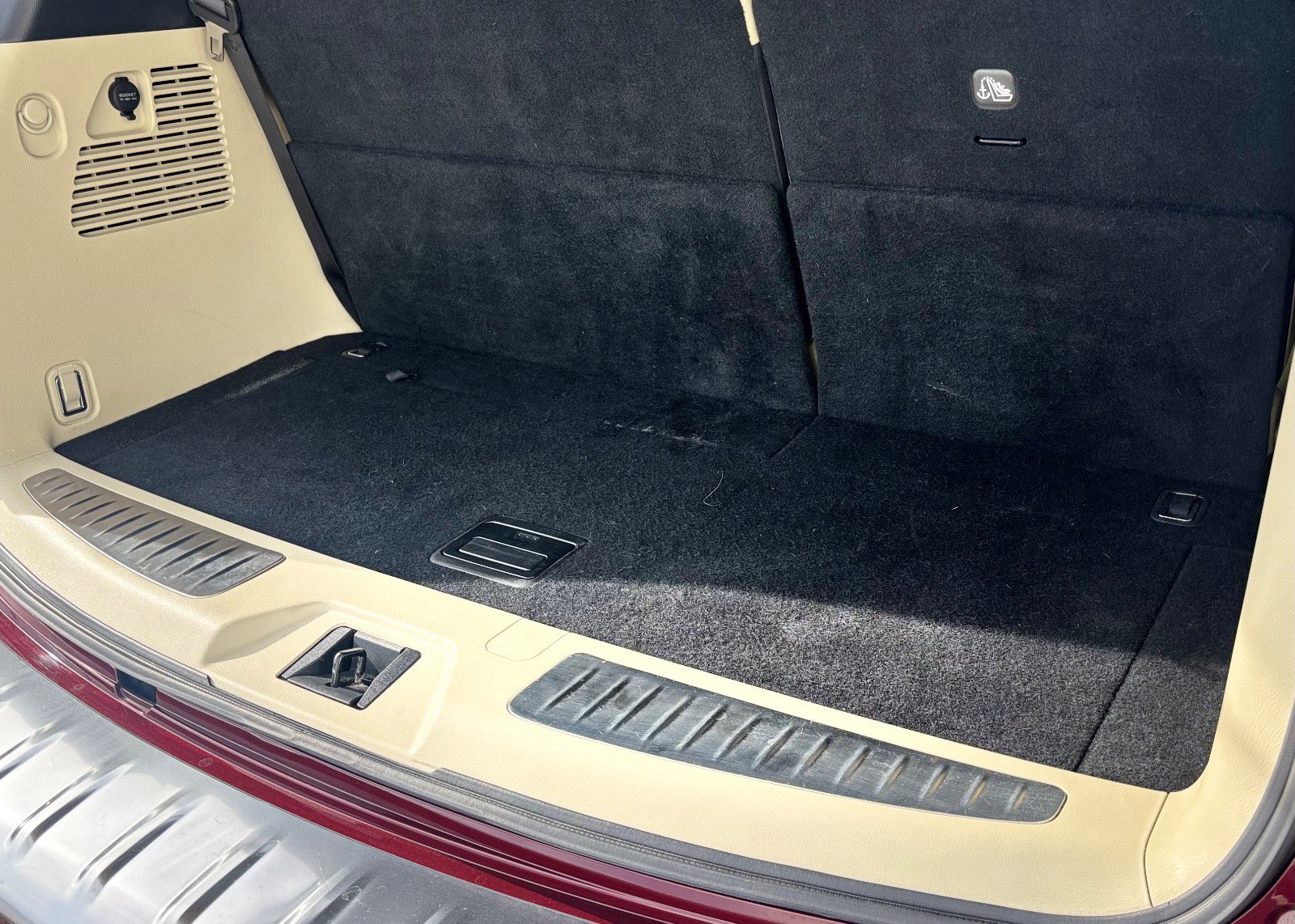 Used 2022 INFINITI QX80 Sensory w/ Cargo Package image 6