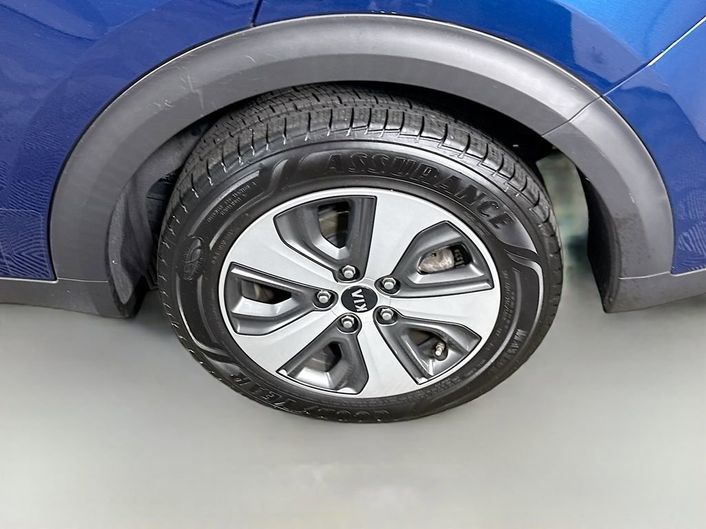 Used 2019 Kia Niro EX FWD image 33