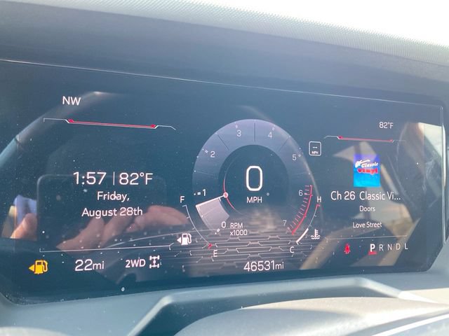 Used 2024 GMC Acadia AT4 w/ Luxury Package AWD/4WD image 11