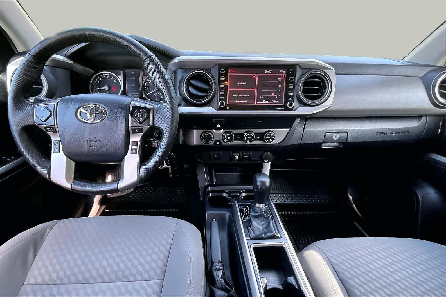 Certified 2020 Toyota Tacoma SR5 AWD/4WD image 14
