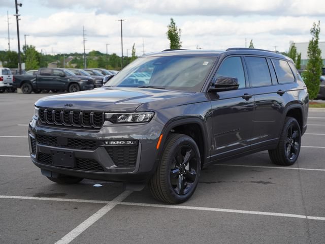 New 2026 Jeep Grand Cherokee L Limited w/ Limited Altitude Package AWD/4WD video 3