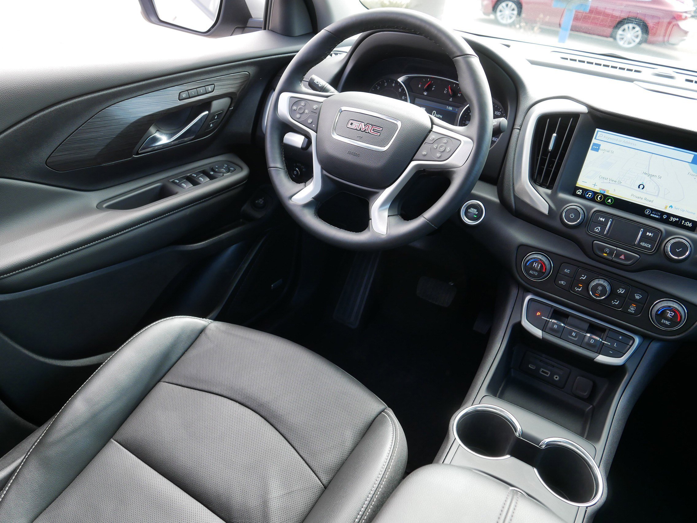 Used 2024 GMC Terrain SLT w/ Infotainment Package II AWD/4WD image 9
