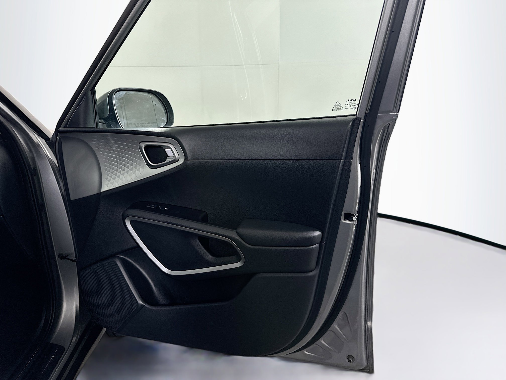 Used 2024 Kia Soul LX w/ Option Group 015 image 30