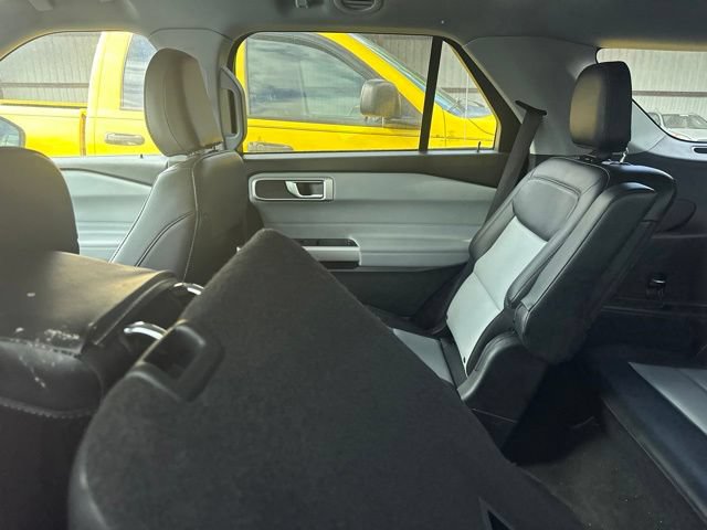 Used 2024 Ford Explorer XLT w/ XLT Sport Appearance Package AWD/4WD image 14