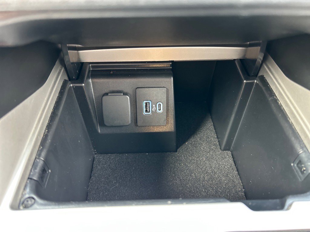 Used 2023 Ford Explorer XLT w/ Equipment Group 202A image 31