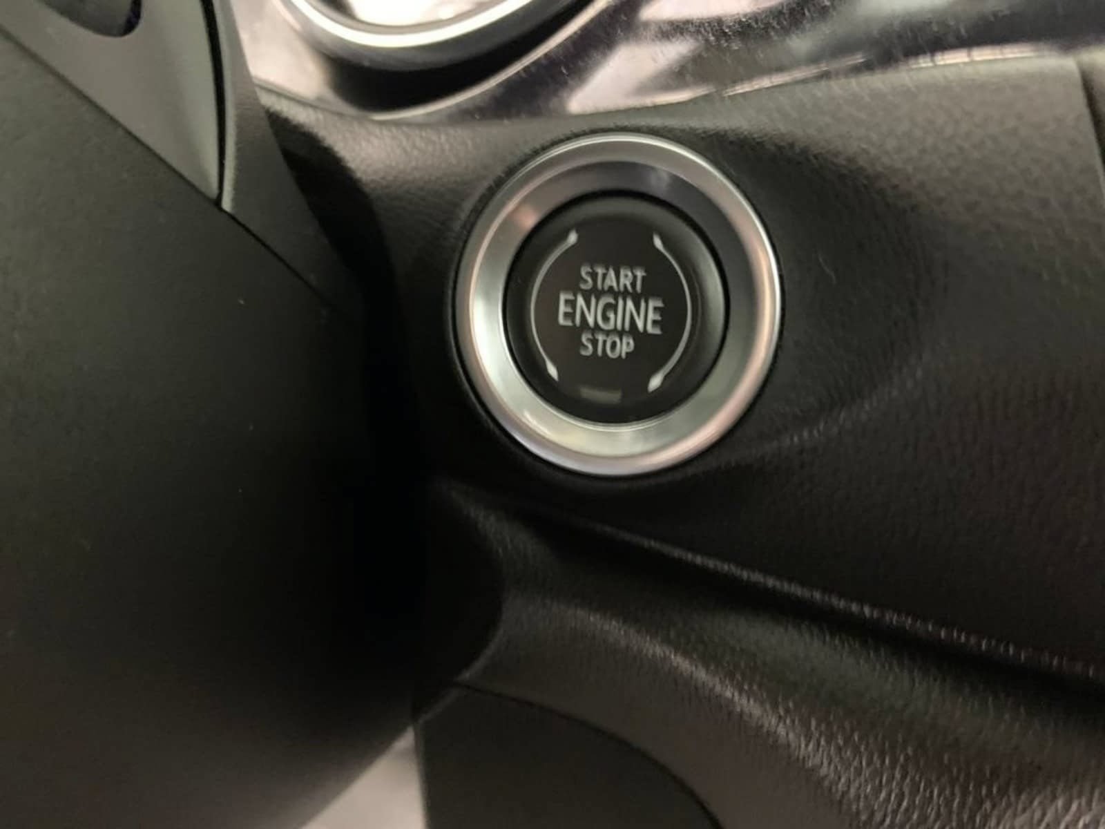 Used 2021 Buick Encore GX Preferred w/ Cold Weather Comfort Package FWD image 25