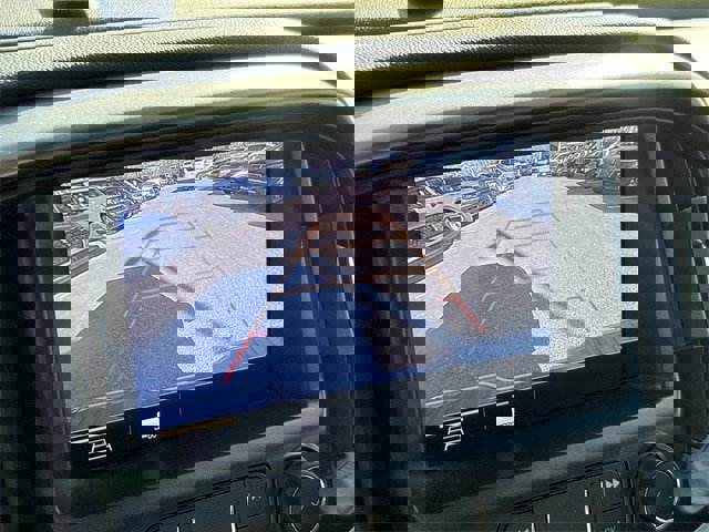 Used 2021 Chevrolet Colorado Z71 w/ Safety Package image 31