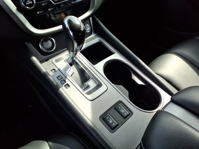 Used 2024 Nissan Murano SV w/ SV Midnight Edition Package image 11