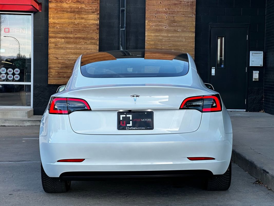 Used 2023 Tesla Model 3 Standard Range image 16