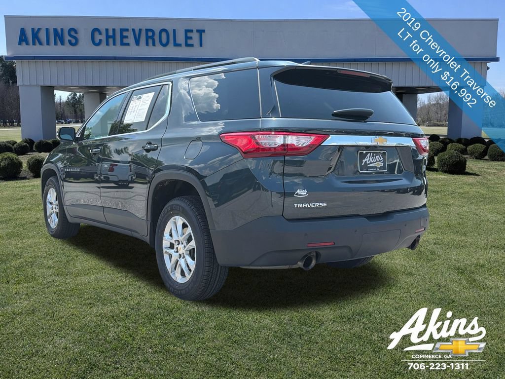 Certified 2019 Chevrolet Traverse LT FWD image 2