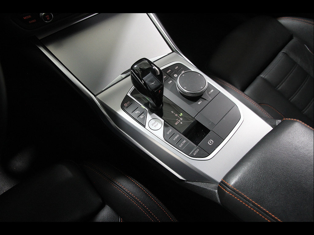Used 2021 BMW 330e xDrive w/ Premium Package AWD/4WD image 17