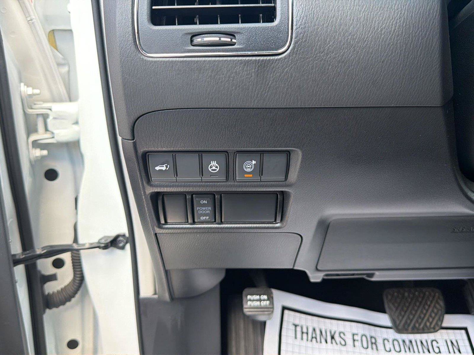 Used 2024 Nissan Armada Platinum w/ Captain's Chairs Package AWD/4WD image 13