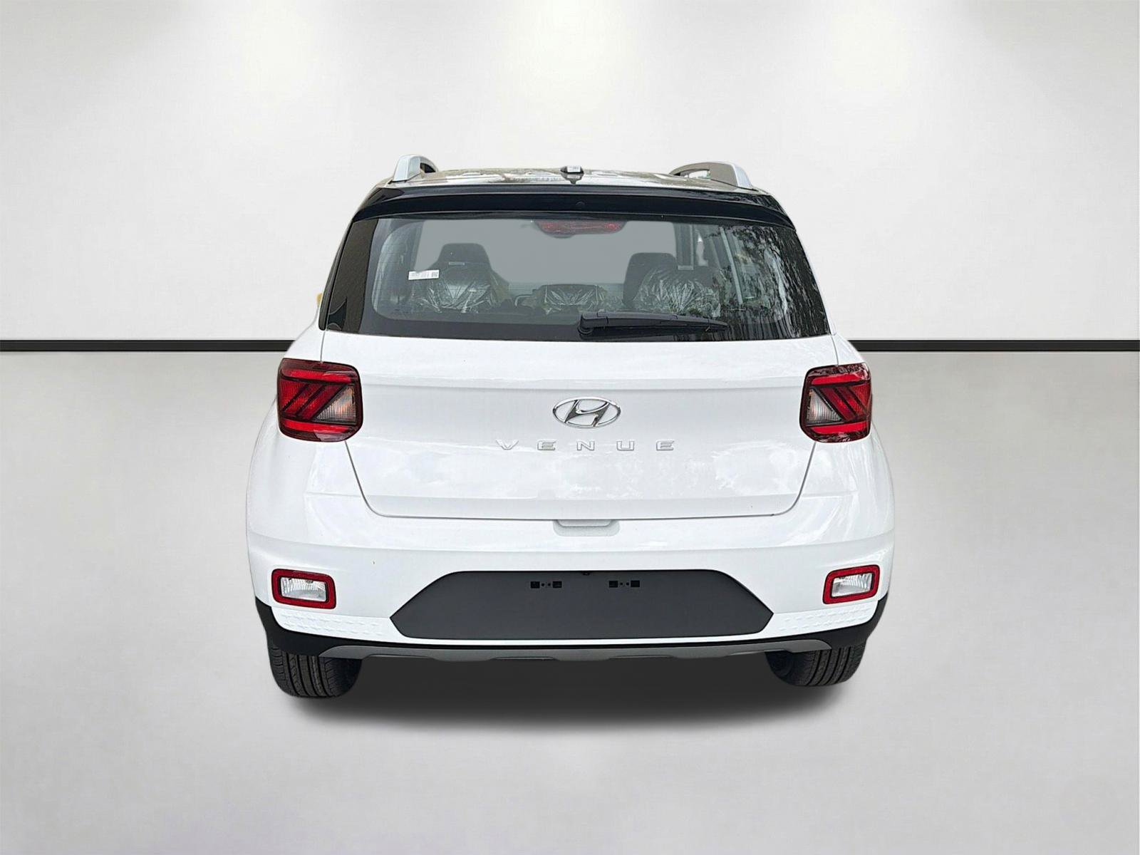 New 2026 Hyundai Venue SEL FWD image 4