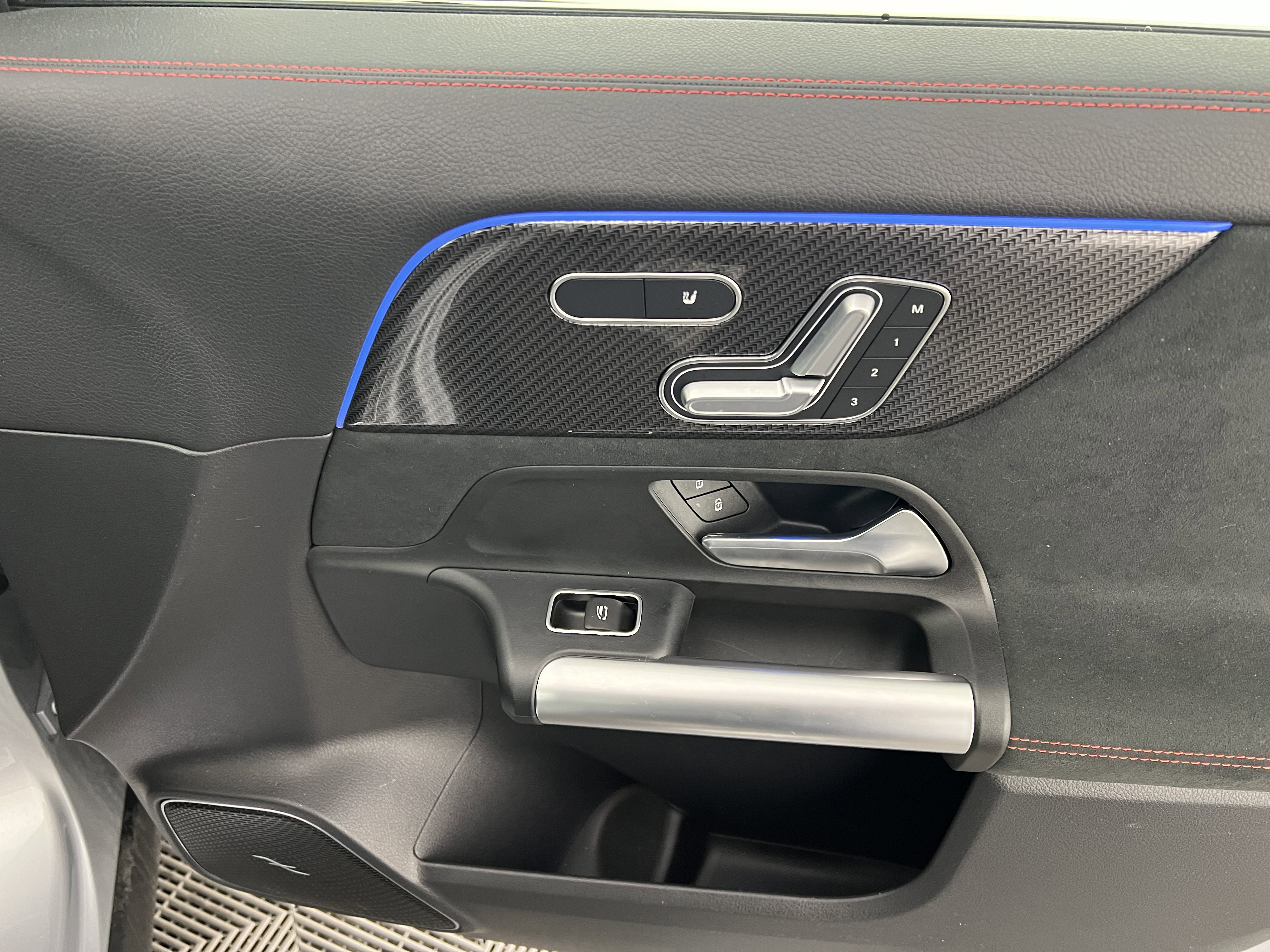 Certified 2025 Mercedes-Benz GLA 35 AMG 4MATIC image 25