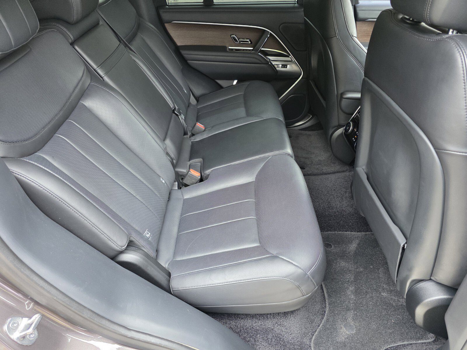 Certified 2022 Land Rover Range Rover SE image 5